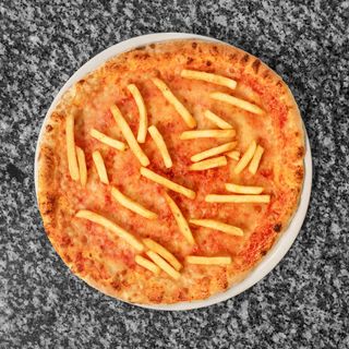 Pizza con Patatine Fritte