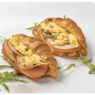  The Smokey Mayo Croiffle   Unite