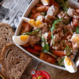 Ensalada De Atún