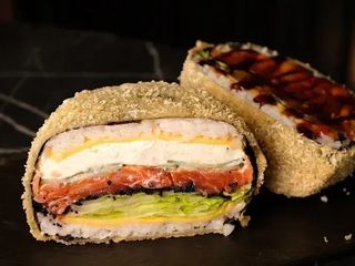Бургер лосось (470g)
