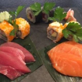 S 5 - Combinado Sashimi Y Sushi