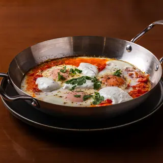 Signature AM PM Shakshuka