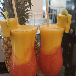 Batido De Plátano Y Fresa