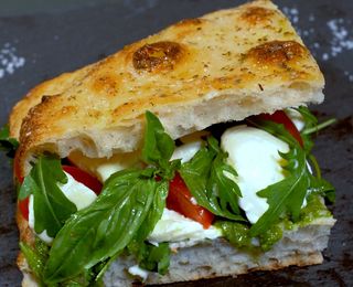 Focaccia CAPRESE