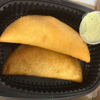 Empanada Carne Mechada