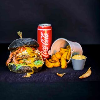 Combo: 911® burger®