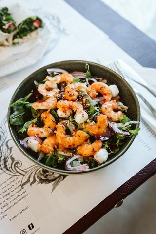 Salada Camarão