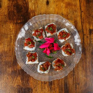 Spicy Atún Fusión Roll (8 Uds.)