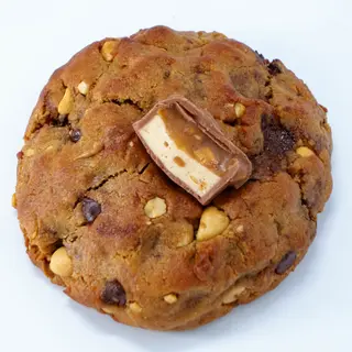 Crumbl cookie de Snickers