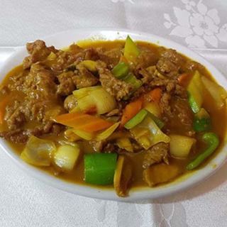 Ternera salteada con salsa curry