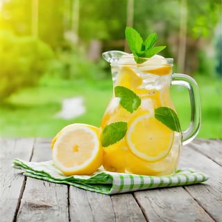 Натуральный лимонад