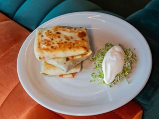 Nalesniki z kurczakiem i pieczarkami