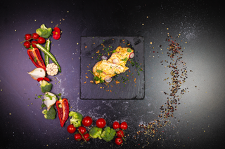 Omletă cu șuncă și mozzarela