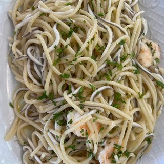 Spaghetti Gulas Y Gambón
