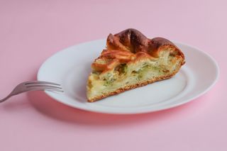 Пиріг з броколі та моцарелою