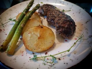 Телешки кюфтета от Black Angus