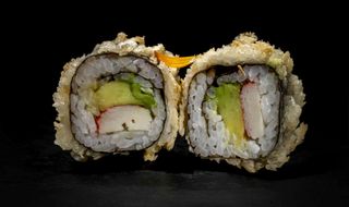 103.Uramaki Tempura De Surimi Y Aguacate (8 Uds.)
