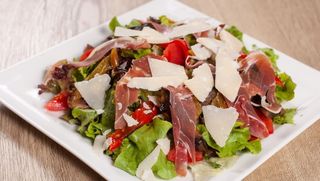 Салата Прошуто (360г)