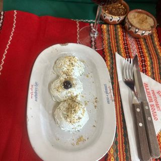 35.Тракийска салата (150г)