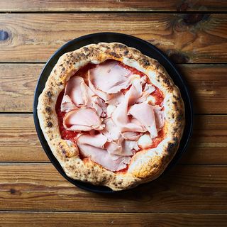 Pizza Clásica Prosciutto