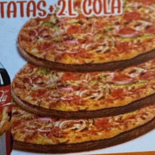 3 Pizza Piquena Y Patatas