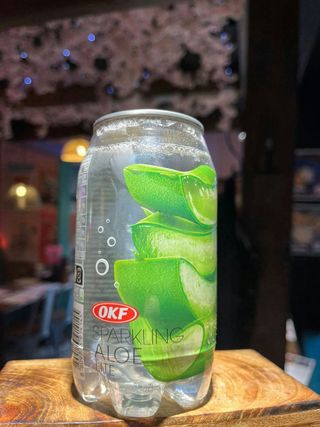 OKF Napój koreański aloesowy gazowany soda musująca sparkling puszka 350ml
