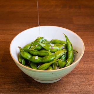 Edamame trufado