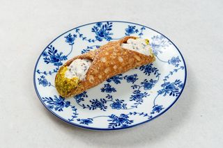 Duże cannoli con ricotta 100g