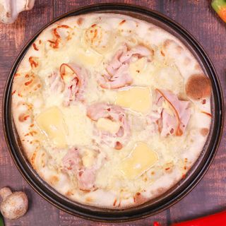 Пица Пиле с бри (30см)