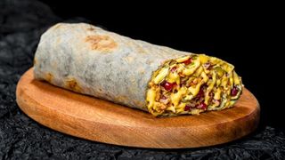 L - კრაფტ შაურმა ჩედარის სოუსით (ღორი)