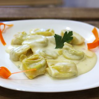 Tortelloni burro e salvia