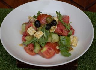 Greek Salad [v]