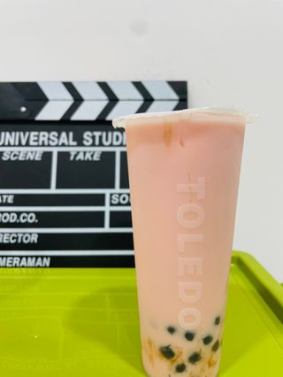 Té  Con Leche De Fresa  (Grande)