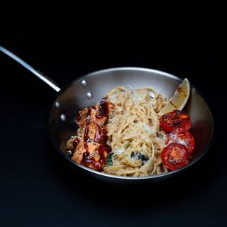 Паста з лососем