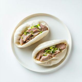 8. Bao zi di suino - 2 pezzi