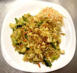 Ryż smażony z kurczakiem