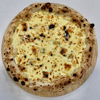 Pizza 5 quesos (Mediana)