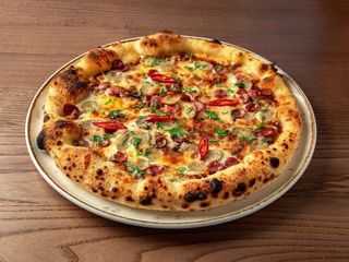Піца BBQ з італійськими ковбасками (590g)