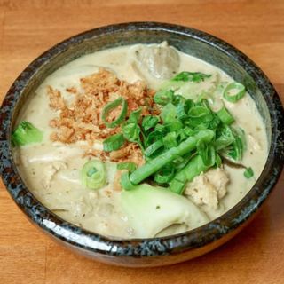 Curry Verde con Pollo