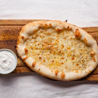 Фокача с кашкавал