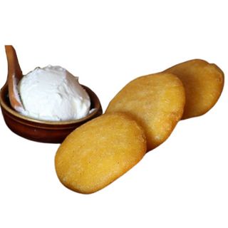 4. Chicharrón Y Mini Arepa