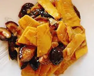 Bambú Y Setas Chinas