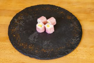 Соево хосомаки Манго и Филаделфия (4бр - 55г)