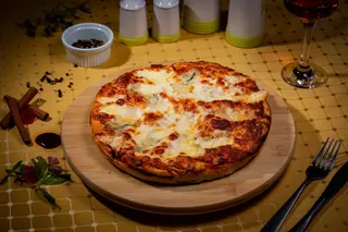 Pizza 4 cheese
