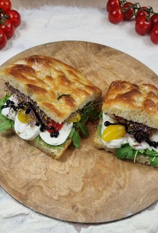 Focaccia Sandwich Vege