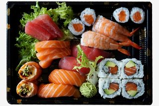 215 Box Golden Per 4 Persone