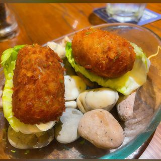 Croquetes De Peix I Carpaccio De Gamba (2 Uds.)