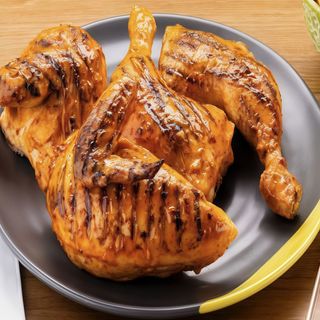 Pollo a la parrilla entero