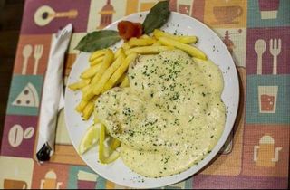 Piletina u gorgonzola sosu