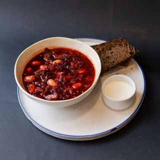 Борщ український пісний з копченою грушею, грибами та квасолею Ясь (400 г)